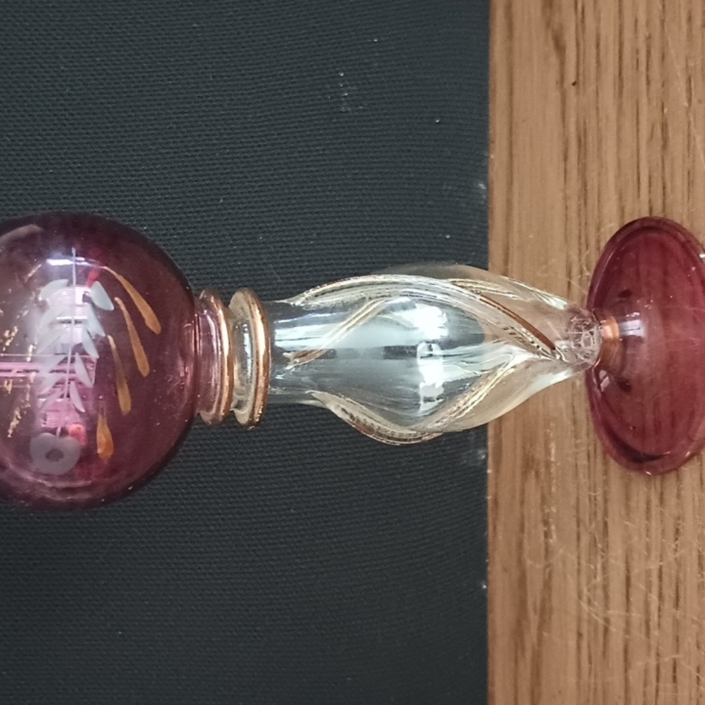Vintage Perfumer View 3